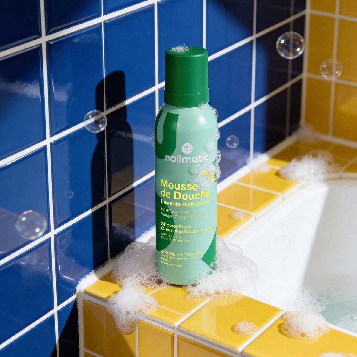 Espuma de ducha Nailmatic Manzana - ambiente